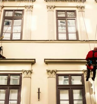 Vinudespolering odense  sådan får du rene ruder året rundt